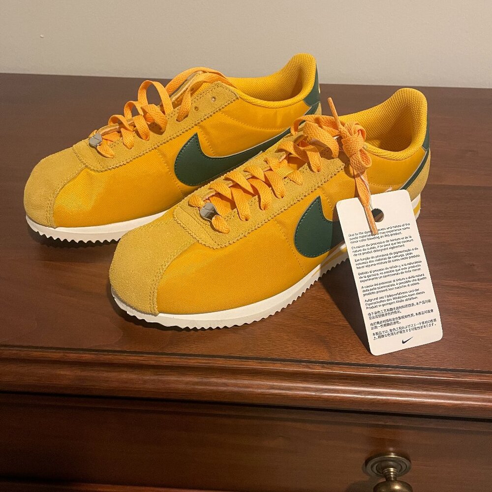 Size 10.5 - Nike Cortez Yellow Ochre Gorge Green W